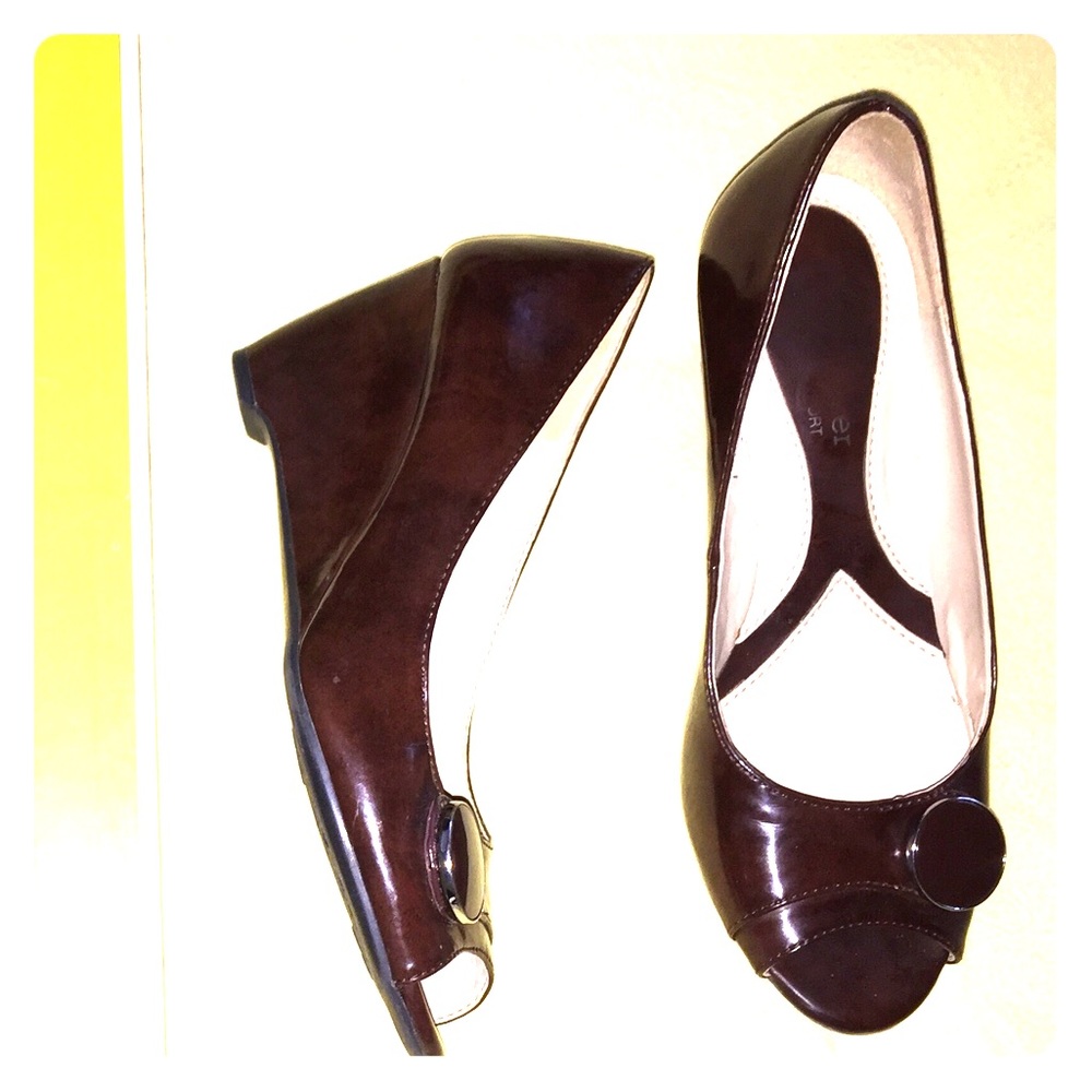 Naturlizer Wedge Pumps